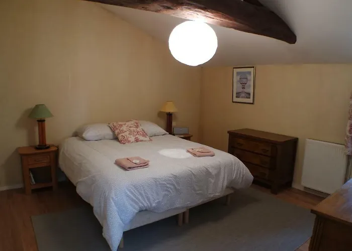 Le Beugnon Hébergement de vacances *